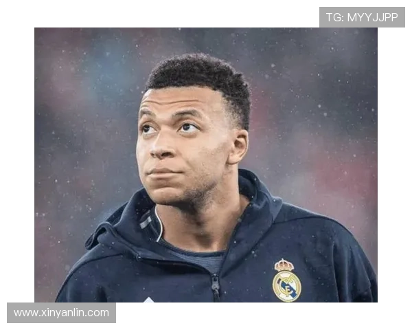 西媒曝姆巴佩带伤坚持出战 12月膝盖扭伤加剧